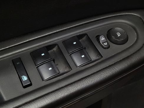 Used 2017 Chevrolet Traverse LT w/ LPO, 'HIT The Road' Package AWD/4WD image 27