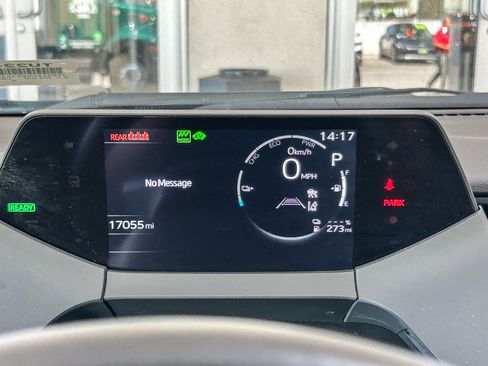Used 2024 Toyota Prius Prime FWD image 21