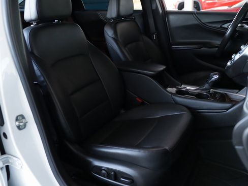 Used 2021 Chevrolet Malibu Premier image 32