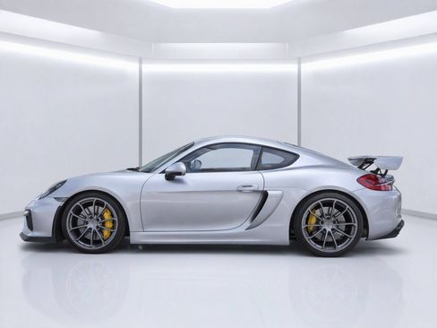 Used 2016 Porsche Cayman GT4 RWD image 2