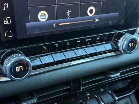 Used 2023 GMC Canyon Elevation w/ Convenience Package image 24