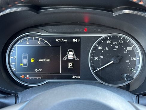 New 2025 Nissan Versa SR w/ Trunk Package image 20