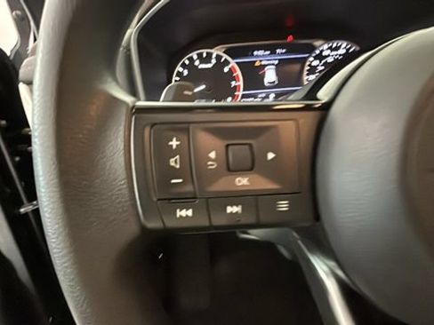 Used 2021 Nissan Rogue S AWD/4WD image 15