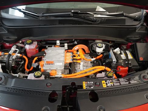 Used 2023 Chevrolet Bolt EUV Premier w/ Sun & Sound Package image 25