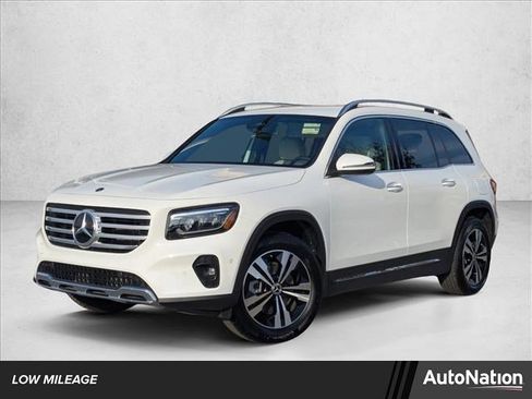 Certified 2025 Mercedes-Benz GLB 250 4MATIC image 1