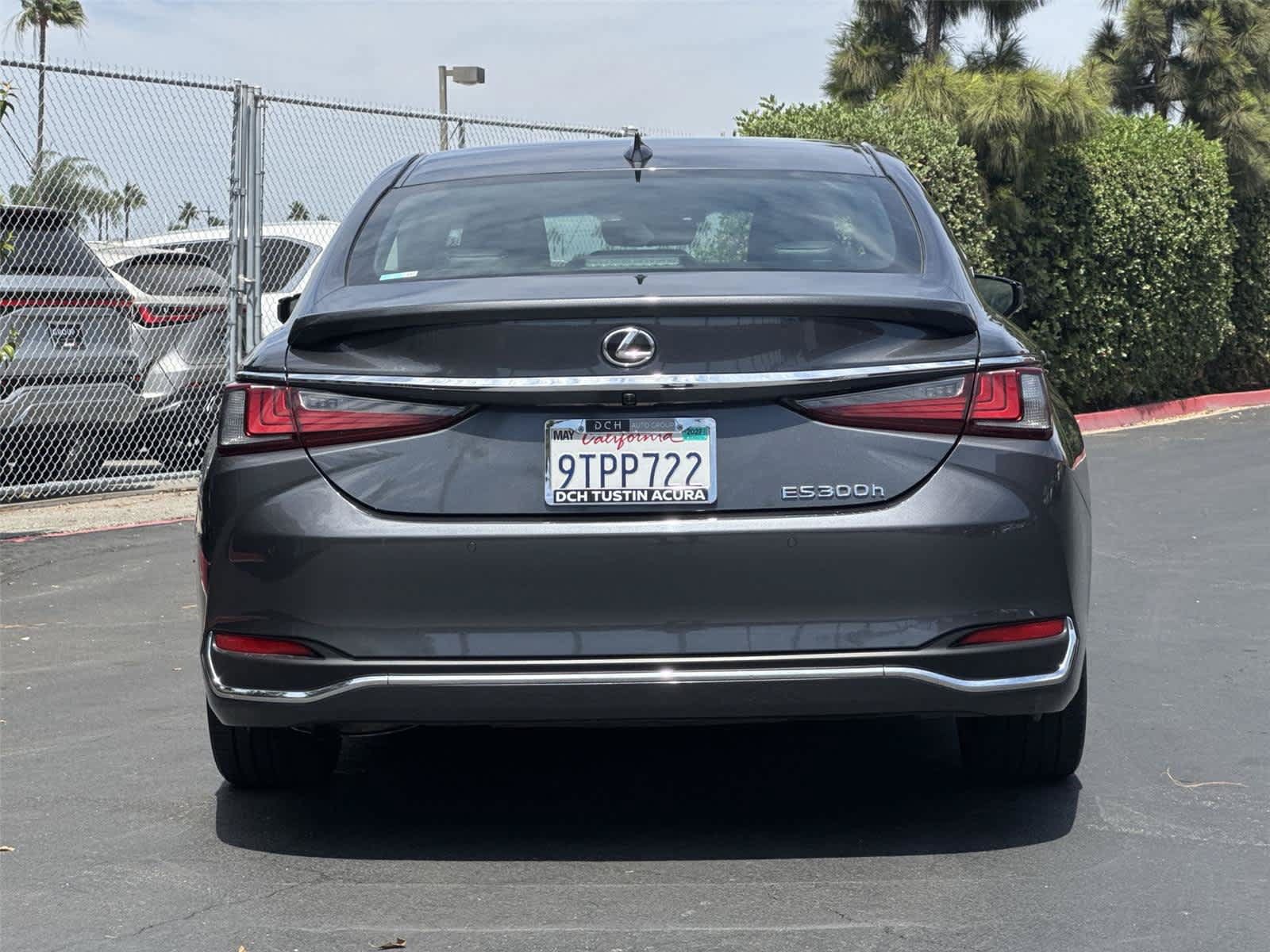 Used 2025 Lexus ES 300h w/ Accessory Package (Z1) FWD image 6