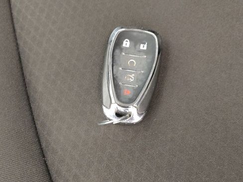 Used 2023 Chevrolet Malibu LT FWD image 32