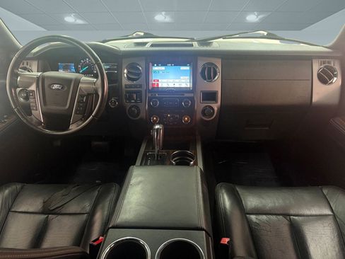 Used 2016 Ford Expedition Platinum image 14