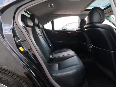 Used 2008 Lexus LS 460 image 41