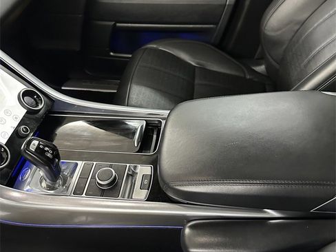 Used 2019 Land Rover Range Rover Sport HSE Dynamic image 20