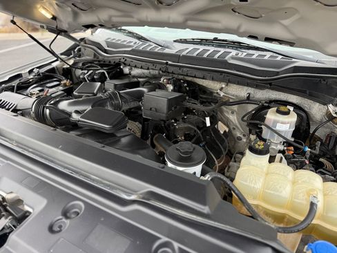 Used 2020 Ford F250 XLT image 34