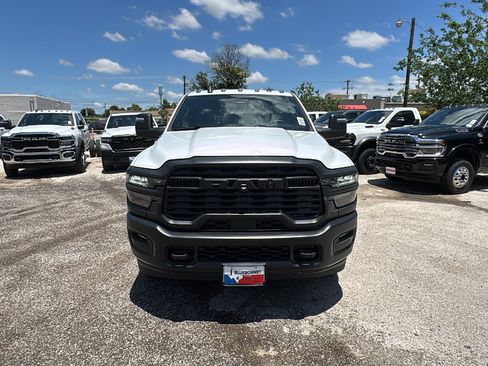 New 2026 RAM 1500 Express AWD/4WD image 2