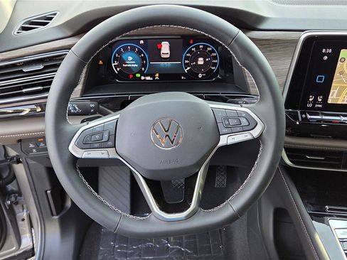New 2026 Volkswagen Atlas SEL AWD/4WD image 16
