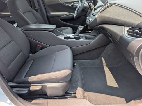 Used 2025 Chevrolet Malibu LT FWD image 26