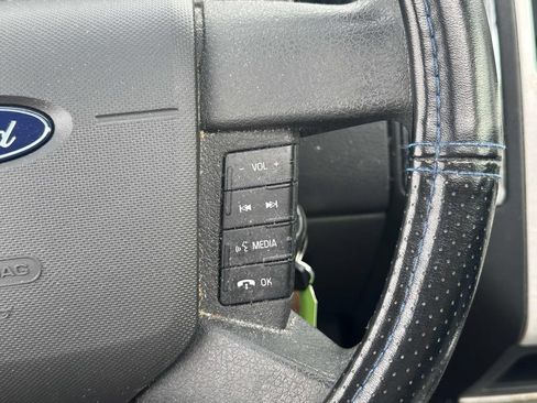 Used 2008 Ford Edge Limited FWD image 25