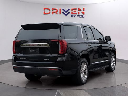 Used 2021 GMC Yukon SLT w/ SLT Luxury Plus Package image 5