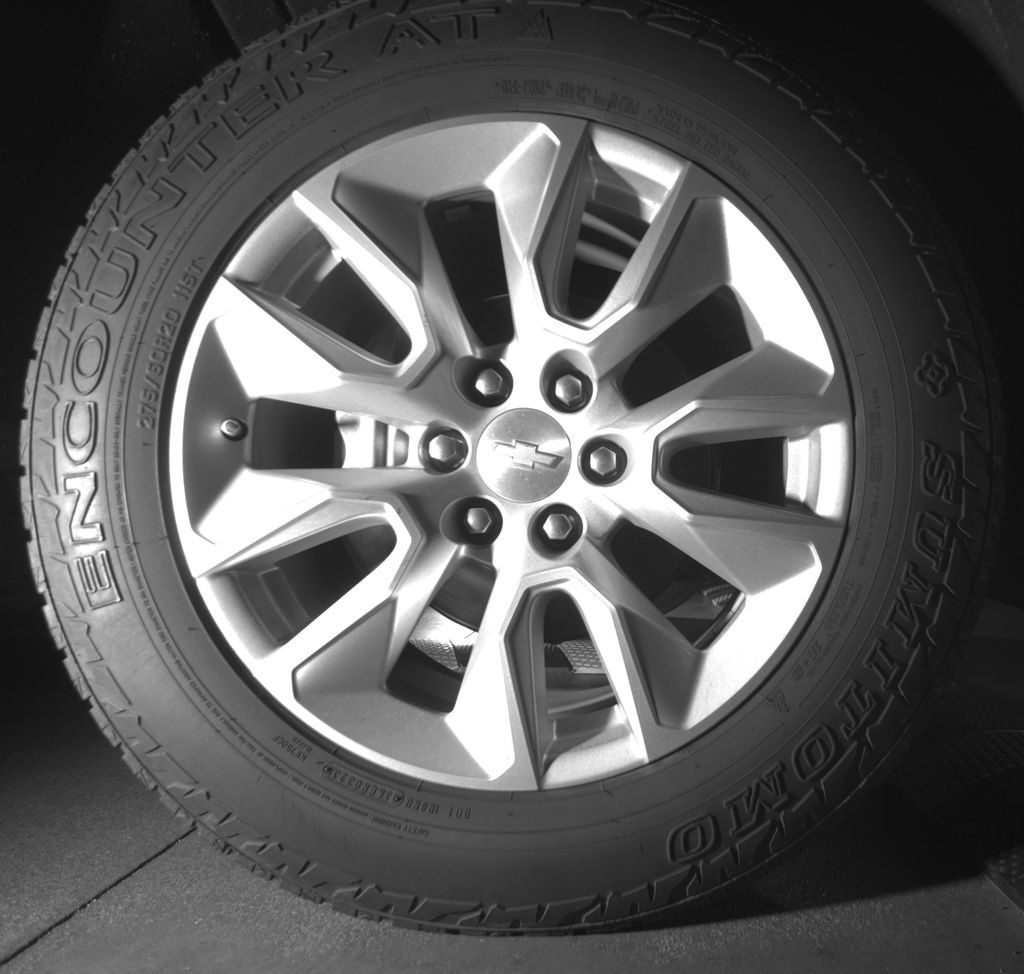 Used 2020 Chevrolet Silverado 1500 Custom w/ Custom Value Package AWD/4WD image 11