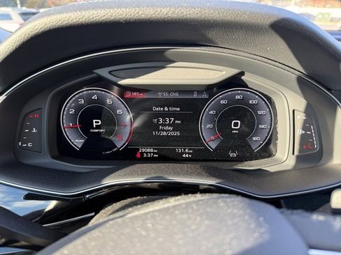 Used 2023 Audi Q7 2.0T Premium Plus w/ Premium Plus Package image 17