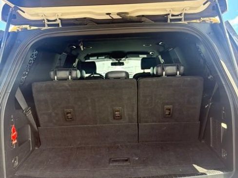 Used 2019 Ford Expedition XLT w/ Equipment Group 201A AWD/4WD image 10