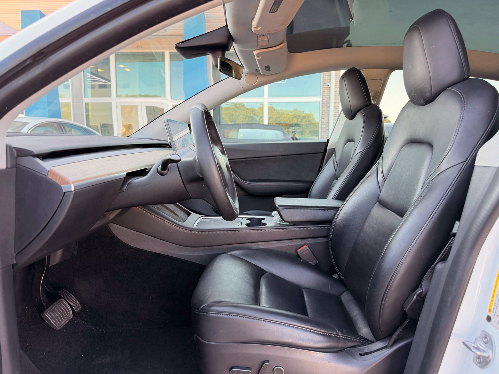 Used 2022 Tesla Model Y Long Range AWD/4WD image 15