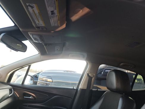 Used 2018 Buick Encore Preferred image 12