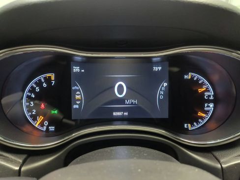 Used 2018 Jeep Grand Cherokee Limited AWD/4WD image 18