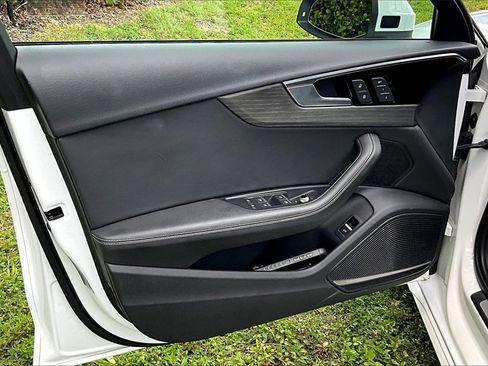 Used 2024 Audi A4 2.0T Premium Plus image 2