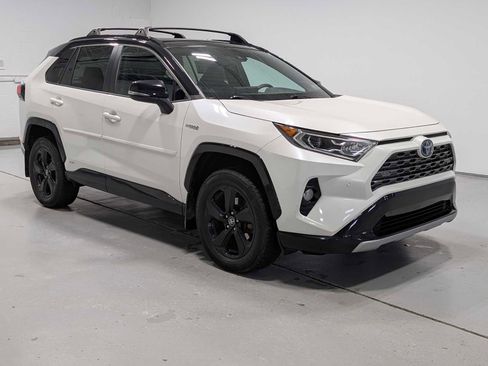 Used 2020 Toyota RAV4 XSE image 6