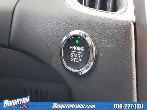 Used 2024 Ford Edge SEL w/ Convenience Package image 29