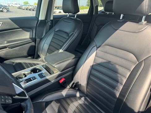 Used 2024 Ford Edge SEL w/ Convenience Package AWD/4WD image 20