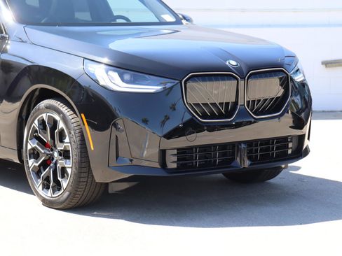 New 2026 BMW X3 xDrive30 w/ M Sport Package image 2
