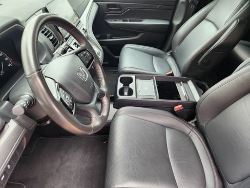 Certified 2025 Honda Odyssey Sport-L image 12