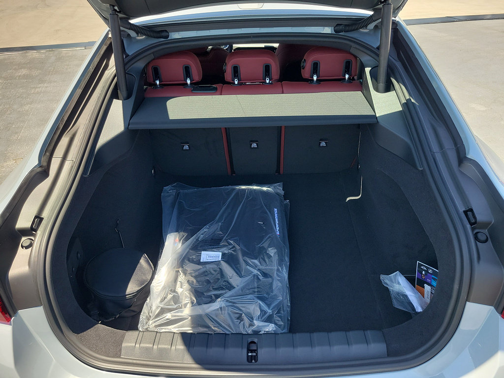 New 2026 BMW M440i w/ Premium Package RWD image 8