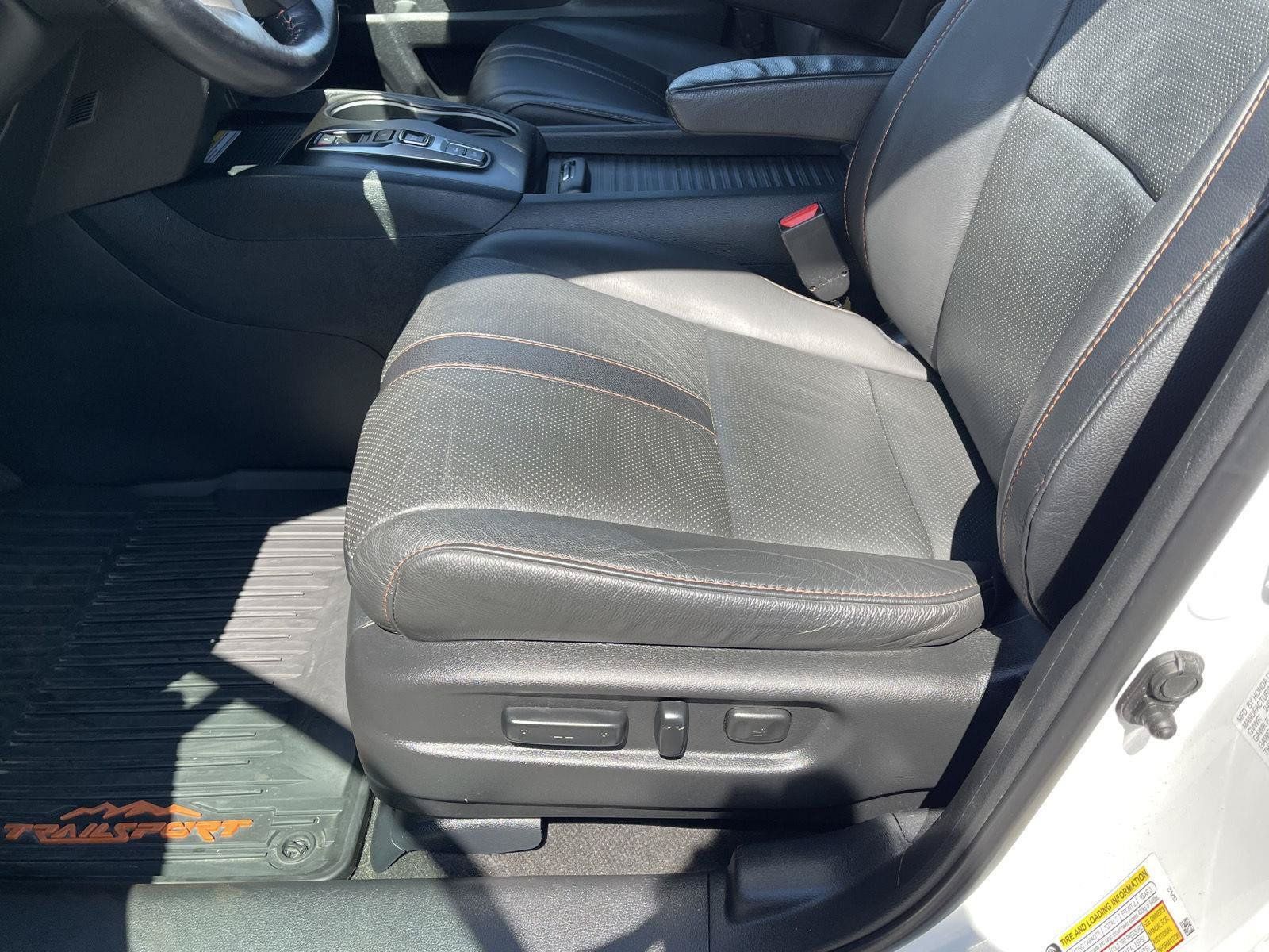 Used 2023 Honda Passport TrailSport image 3