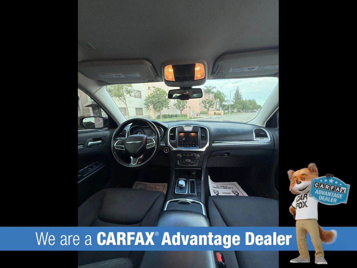 Used 2019 Chrysler 300 Touring RWD image 45