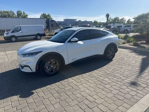 Used 2022 Ford Mustang Mach-E Select image 2