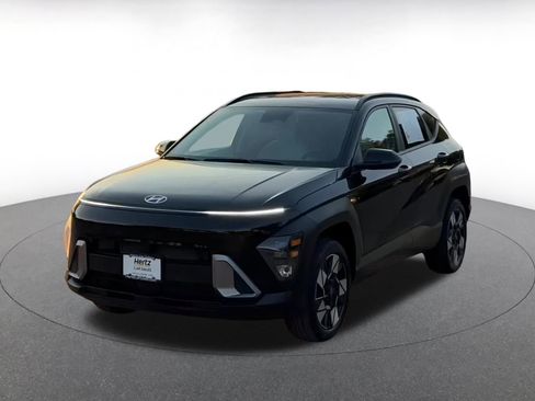 Used 2025 Hyundai Kona SEL image 4