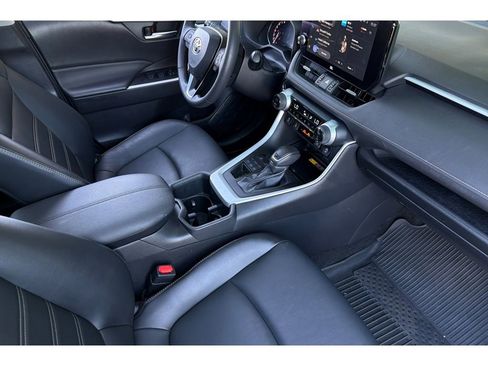 Used 2023 Toyota RAV4 XLE Premium AWD/4WD image 18
