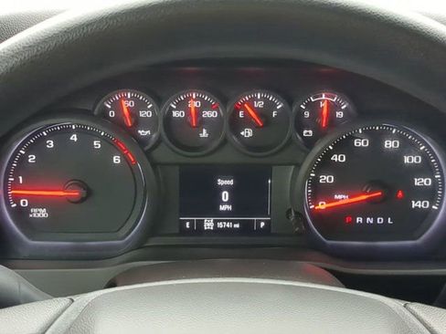 Used 2025 Chevrolet Silverado 2500 Custom w/ Custom Value Package image 25