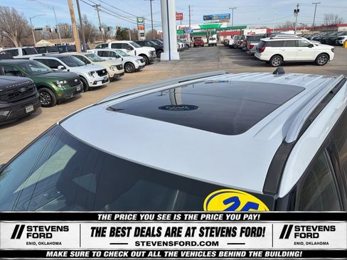 Used 2025 Ford Explorer Platinum w/ LUX Leather Package AWD/4WD image 13