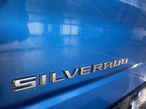 Used 2022 Chevrolet Silverado 1500 ZR2 w/ Technology Package image 3