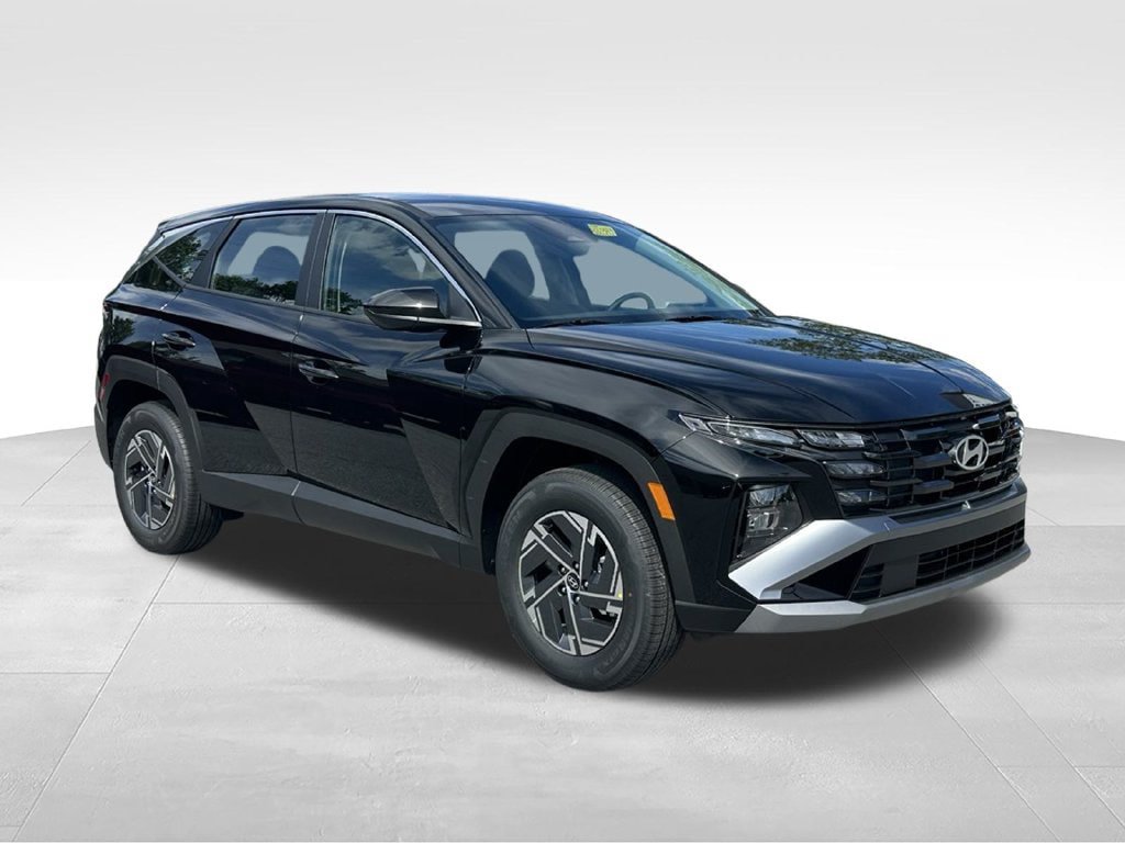 New 2026 Hyundai Tucson Blue SE AWD/4WD image 1