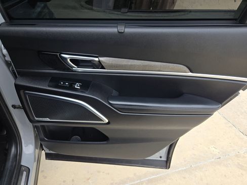 Used 2022 Kia Telluride SX w/ SX Prestige Package image 28