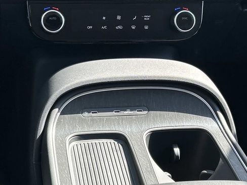 New 2026 Hyundai Palisade SE image 23