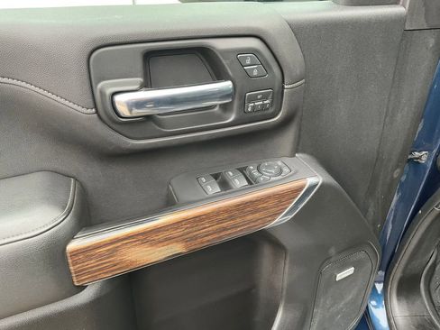 Used 2020 Chevrolet Silverado 2500 High Country w/ Z71 Off-Road Package image 18