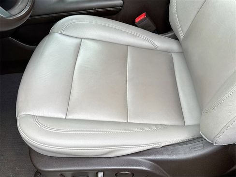 Used 2023 Chevrolet Tahoe LT image 21