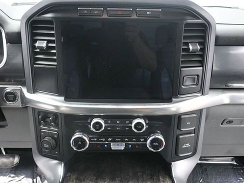 Used 2023 Ford F150 Lariat image 17