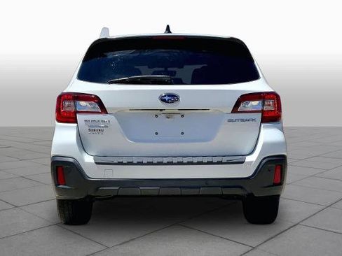 Used 2019 Subaru Outback 2.5i Limited w/ Popular Package #2 AWD/4WD image 5