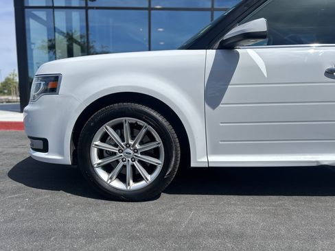 Used 2019 Ford Flex Limited FWD image 6