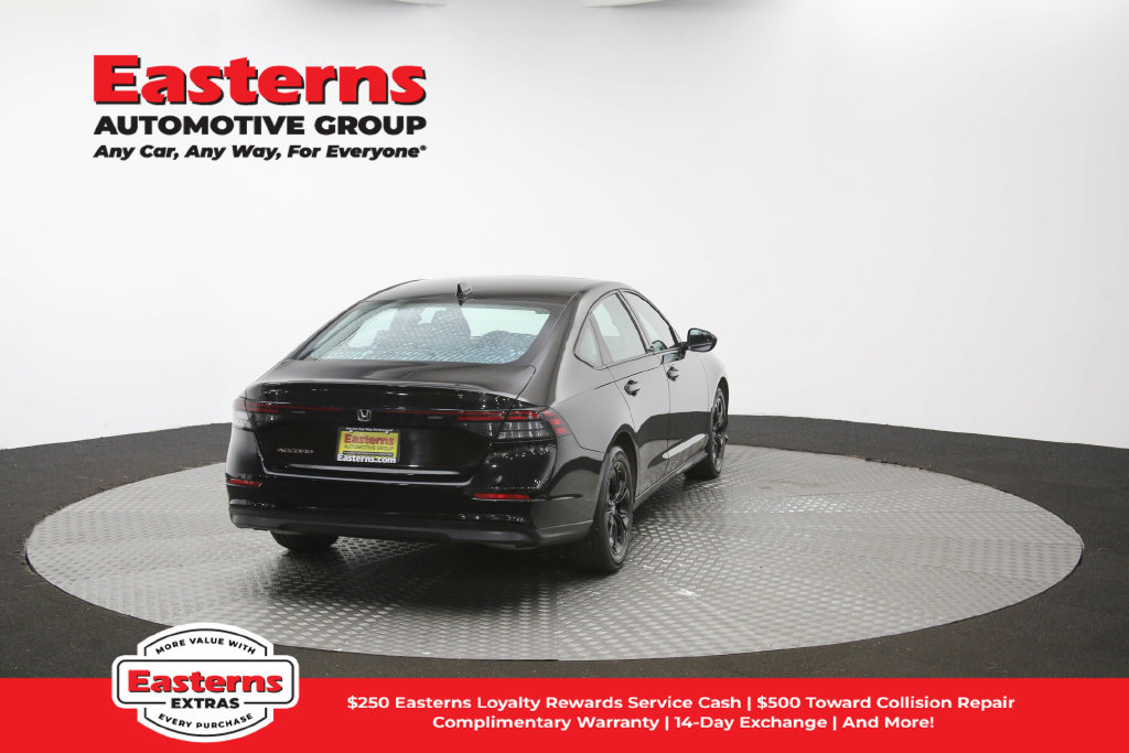 Used 2025 Honda Accord SE image 34
